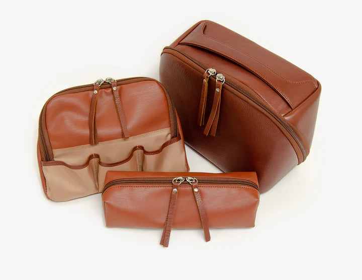 Osgoode Marley Hanging Travel Organizer