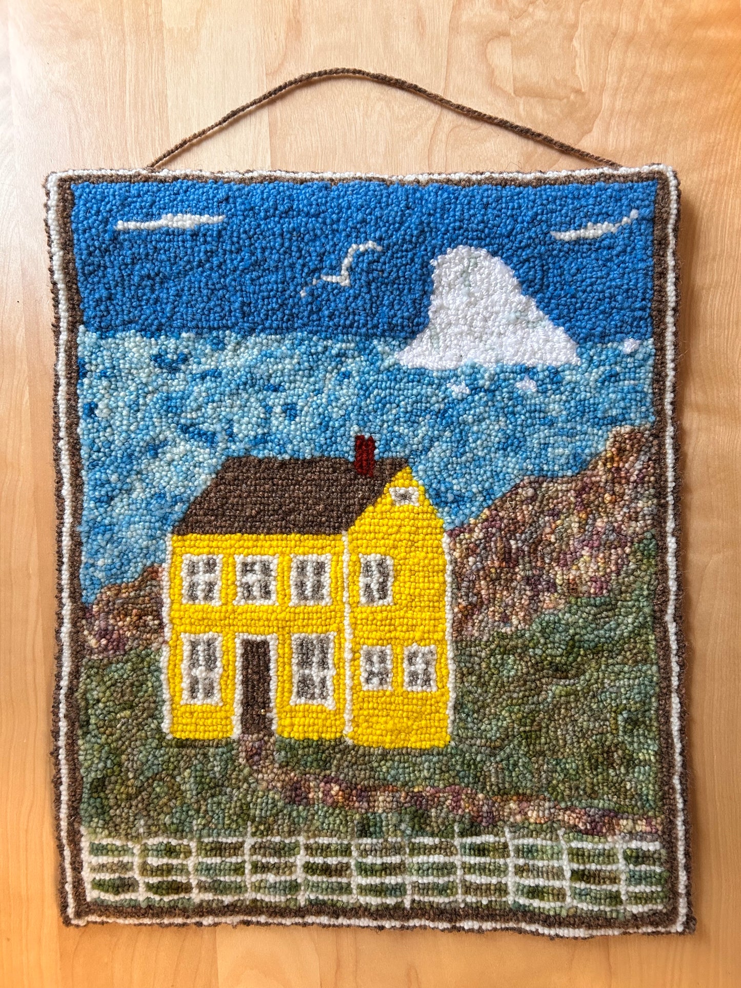 Hooked on Hooking - Hooked Rugs by Mae Boone