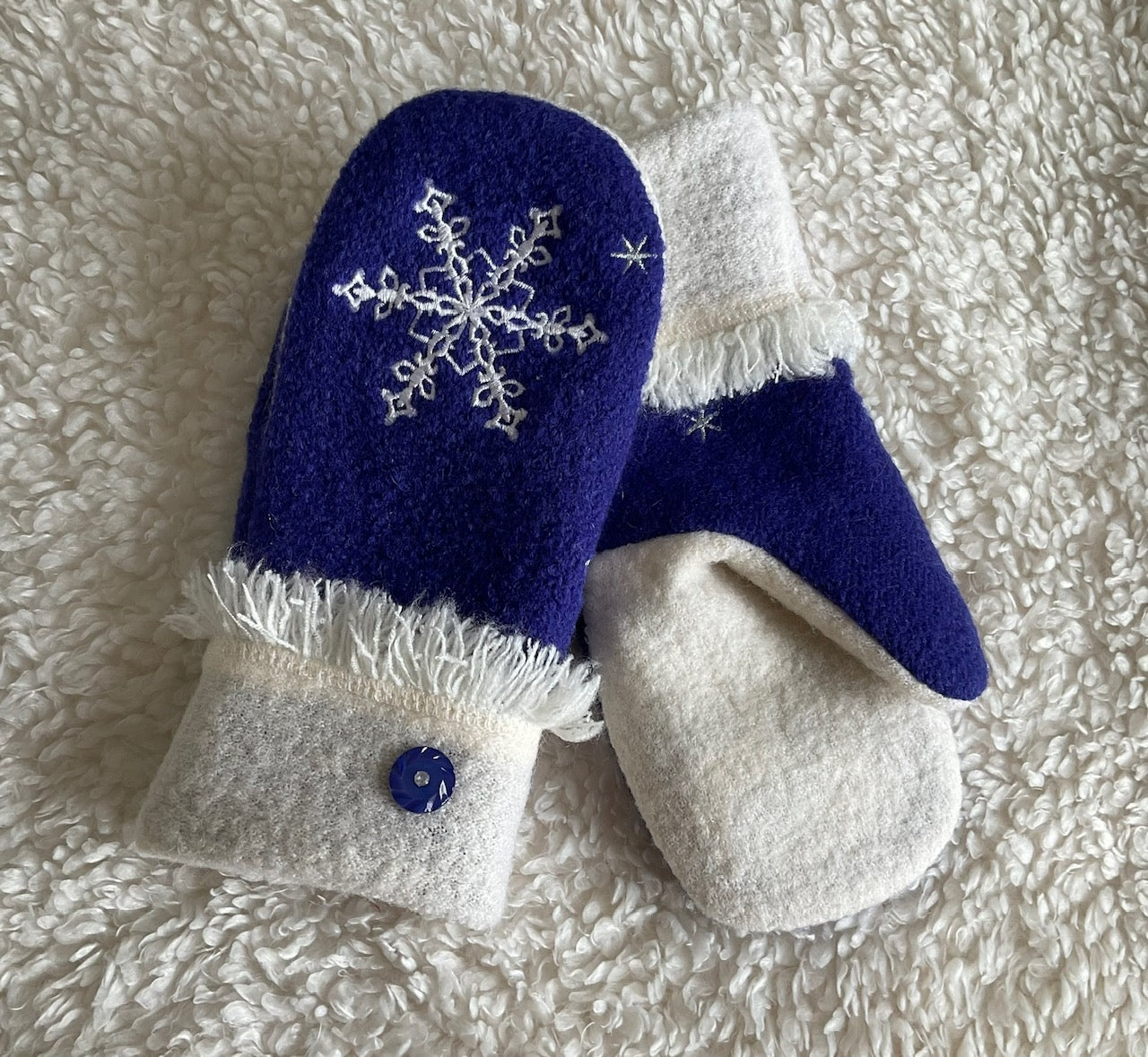 Maki Mittens Upcycled Woolen Mitts