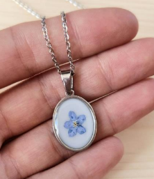 Velvet Snow - Oval Pendant Necklaces