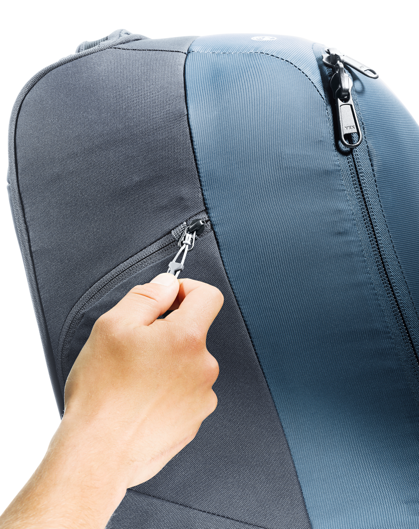 Deuter AViANT Access Movo Spinner Suitcases