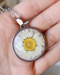 Velvet Snow - Round Pendant Necklaces