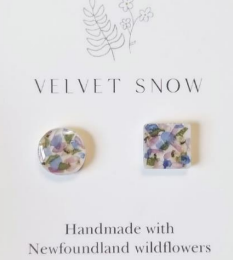 Velvet Snow - Stud Earrings