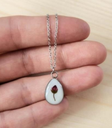 Velvet Snow - Teardrop Pendant Necklaces
