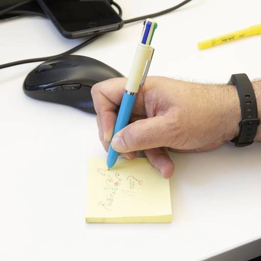 Kikkerland Vintage Multi-Color Pen