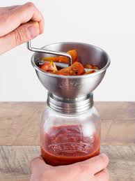 Kilner Glass Sauce Press Jar Set