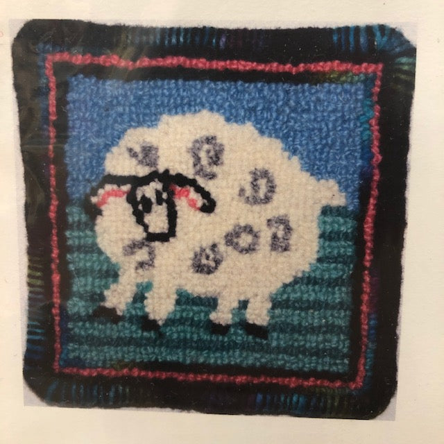 Molly Made Rug Hooking Kits 4" x 4"