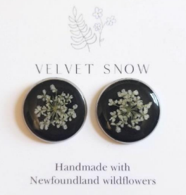 Velvet Snow - Stud Earrings