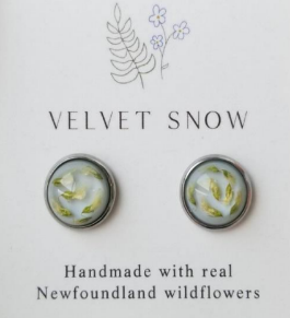 Velvet Snow - Stud Earrings
