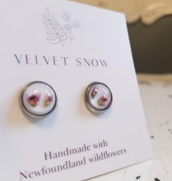 Velvet Snow - Stud Earrings