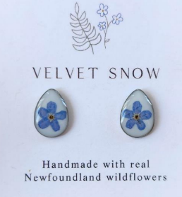 Velvet Snow - Stud Earrings