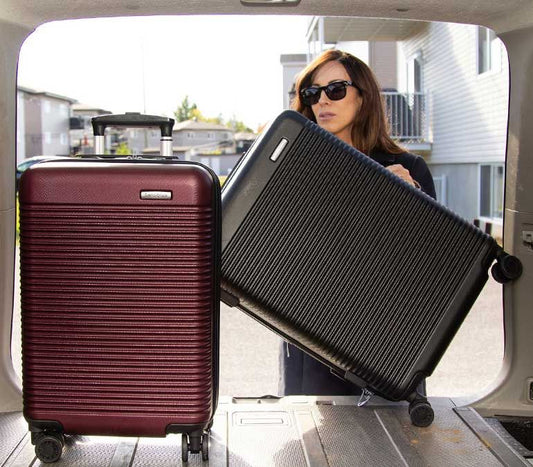 Samsonite Hardside Hamlet Spinner Suitcase